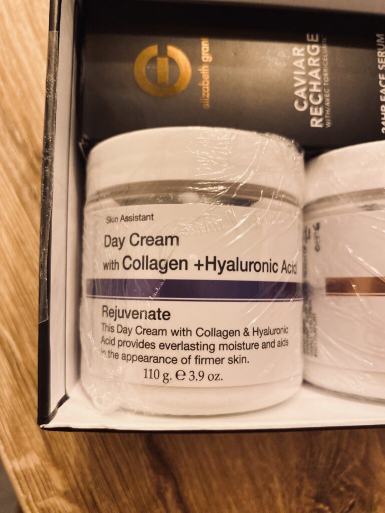 Day Cream with Collagen + Hyaluronic Acid
